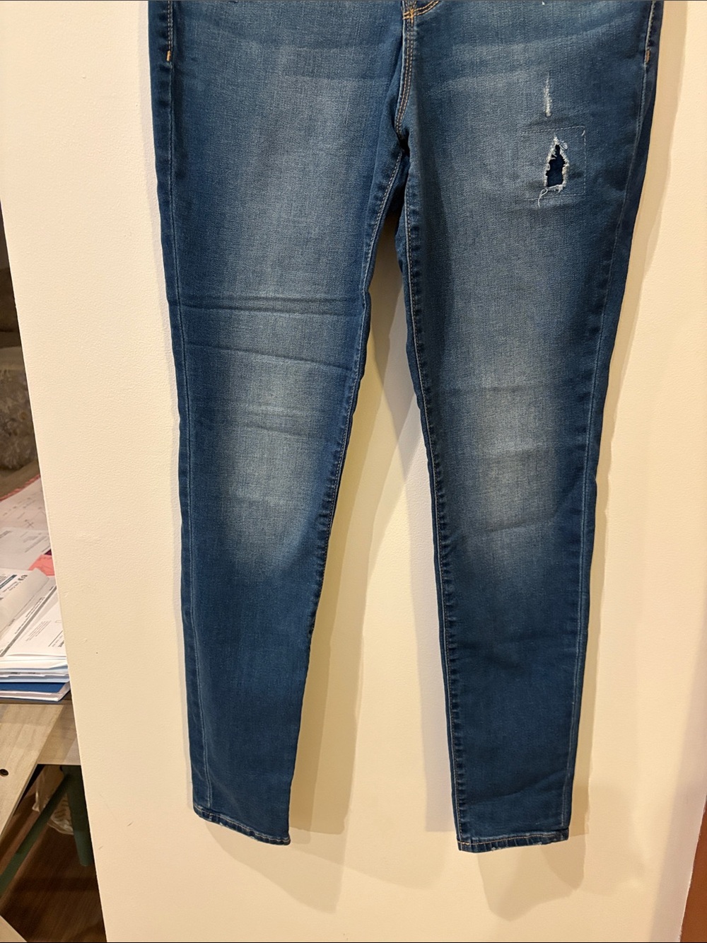 Old Navy ROCKSTAR Blue Distressed HIGH RISE Skinny Jeans,Size 4 - Picture 6 of 10